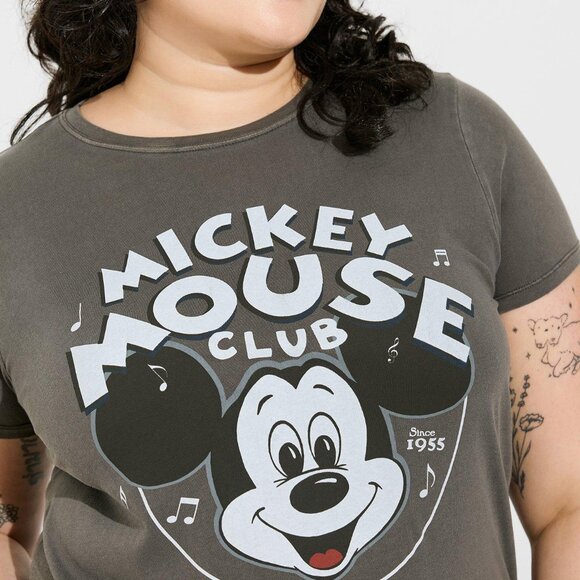 Torrid Size 6(30/32) Disney Steamboat Willie Classic Fit Crew Neck Top - Picture 2 of 5